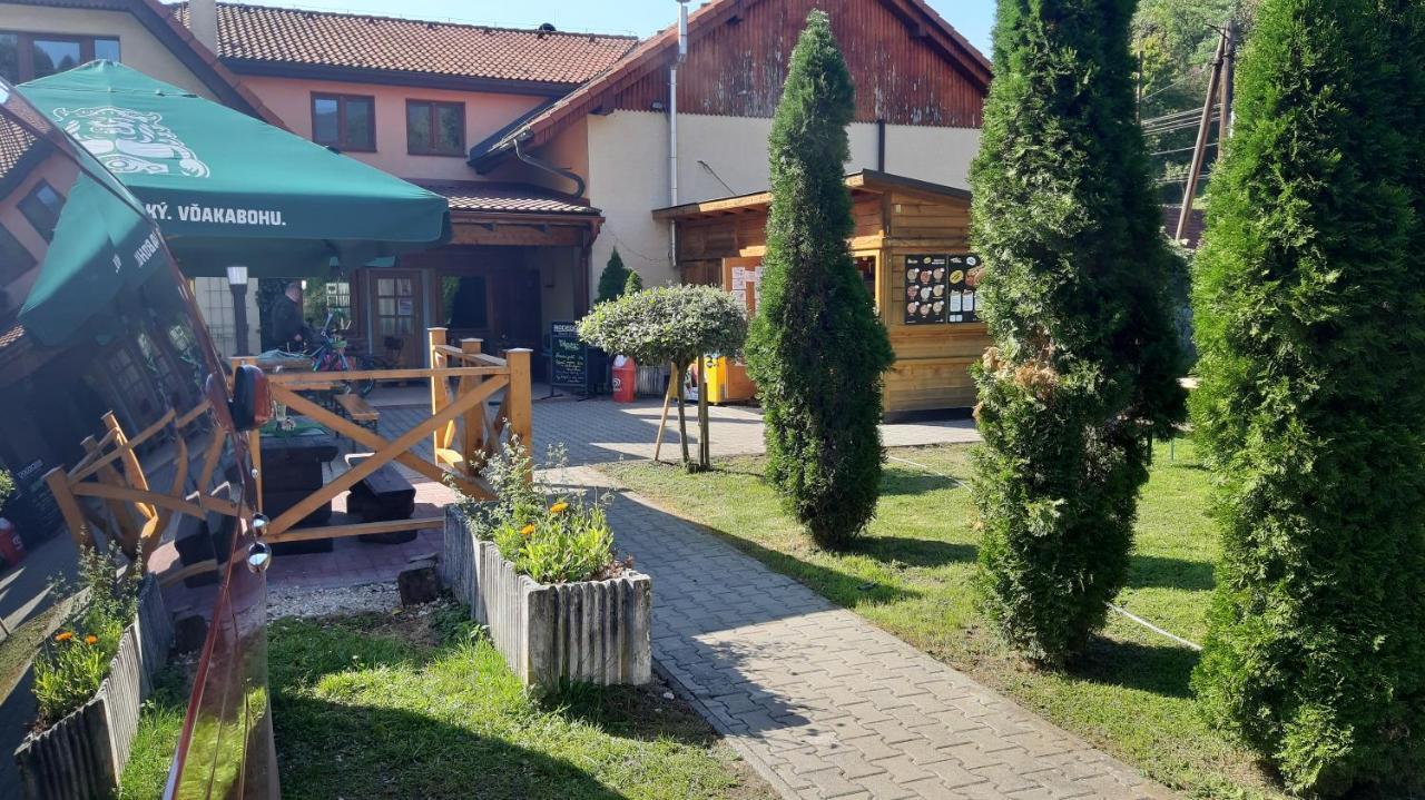 Penzion Pri Studnicke Omastina 외부 사진